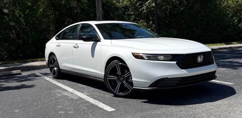 Honda Accord Hybrid 2026