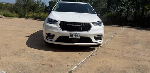 Chrysler Pacifica 2024
