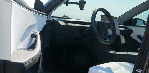 Tesla Model 3 2025