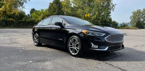 Ford Fusion Hybrid 2019