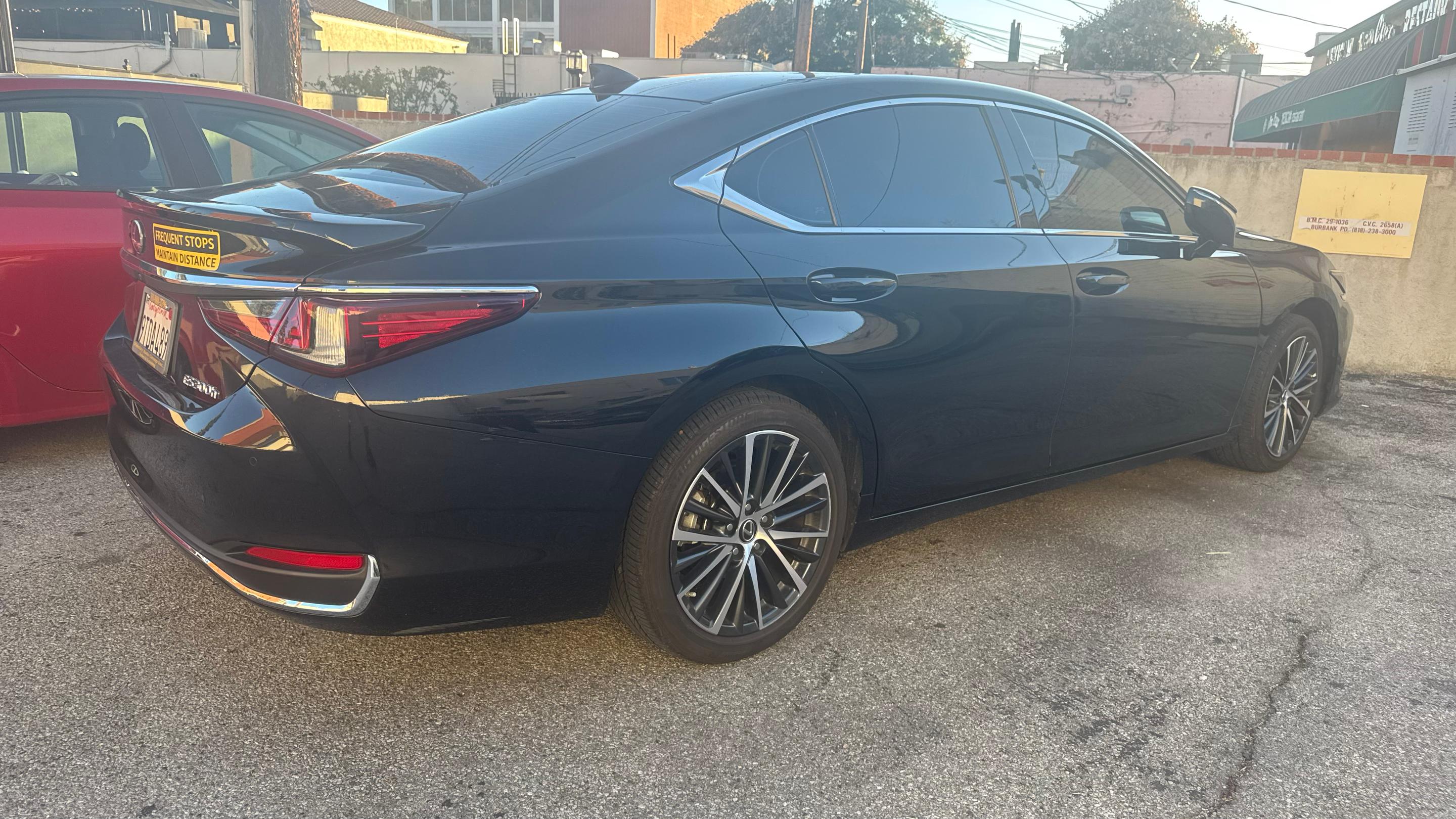Lexus ES 2025 in 