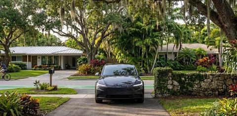 Tesla Model Y 2026