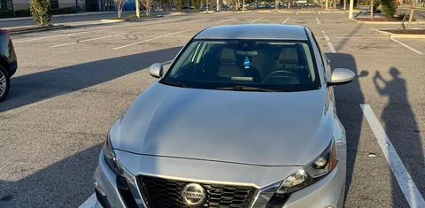 Nissan Altima 2021