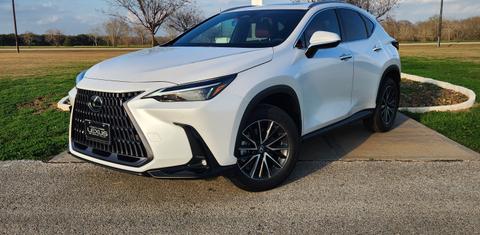 Lexus NX 2025