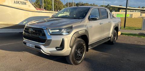 Toyota HILUX 2021