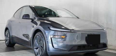 Tesla Model Y 2026