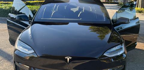 Tesla Model X 2022