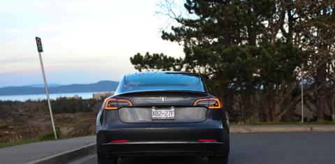 Tesla Model 3 2023