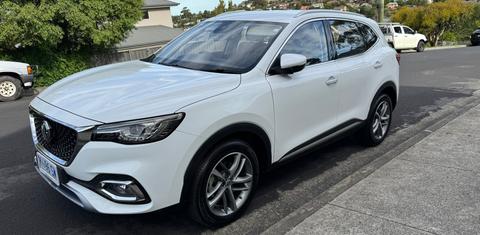 MG HS 2024