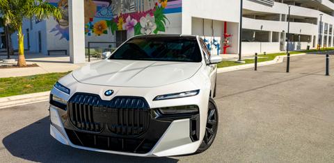 BMW 7 Series 2024
