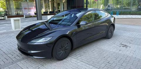 Tesla Model 3 2025