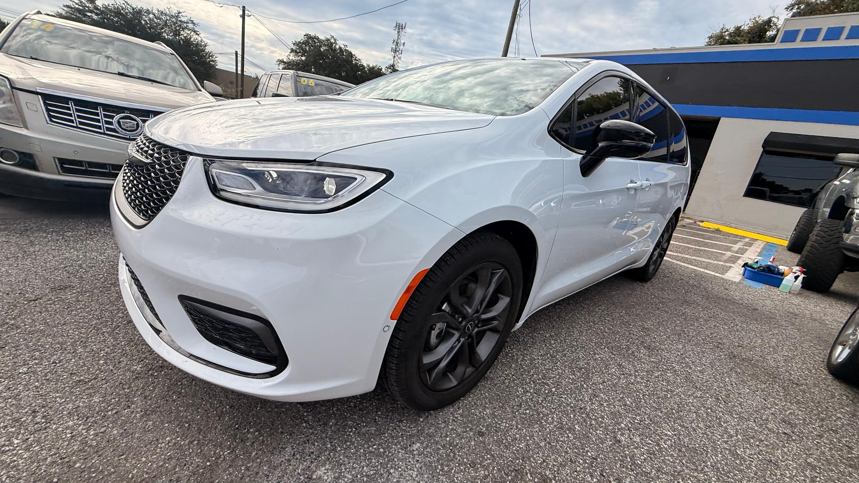 Chrysler Pacifica 2026 in Orlando, FL