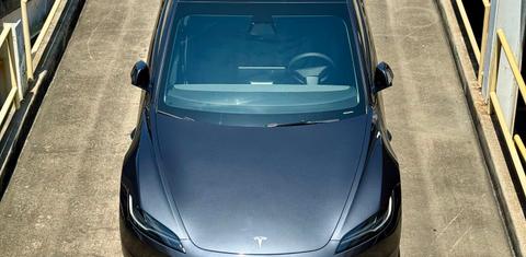 Tesla Model 3 2025