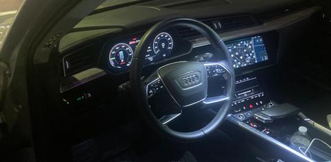 Audi e-tron 2023