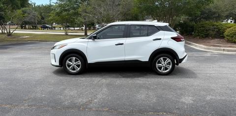 Nissan Kicks Play 2025