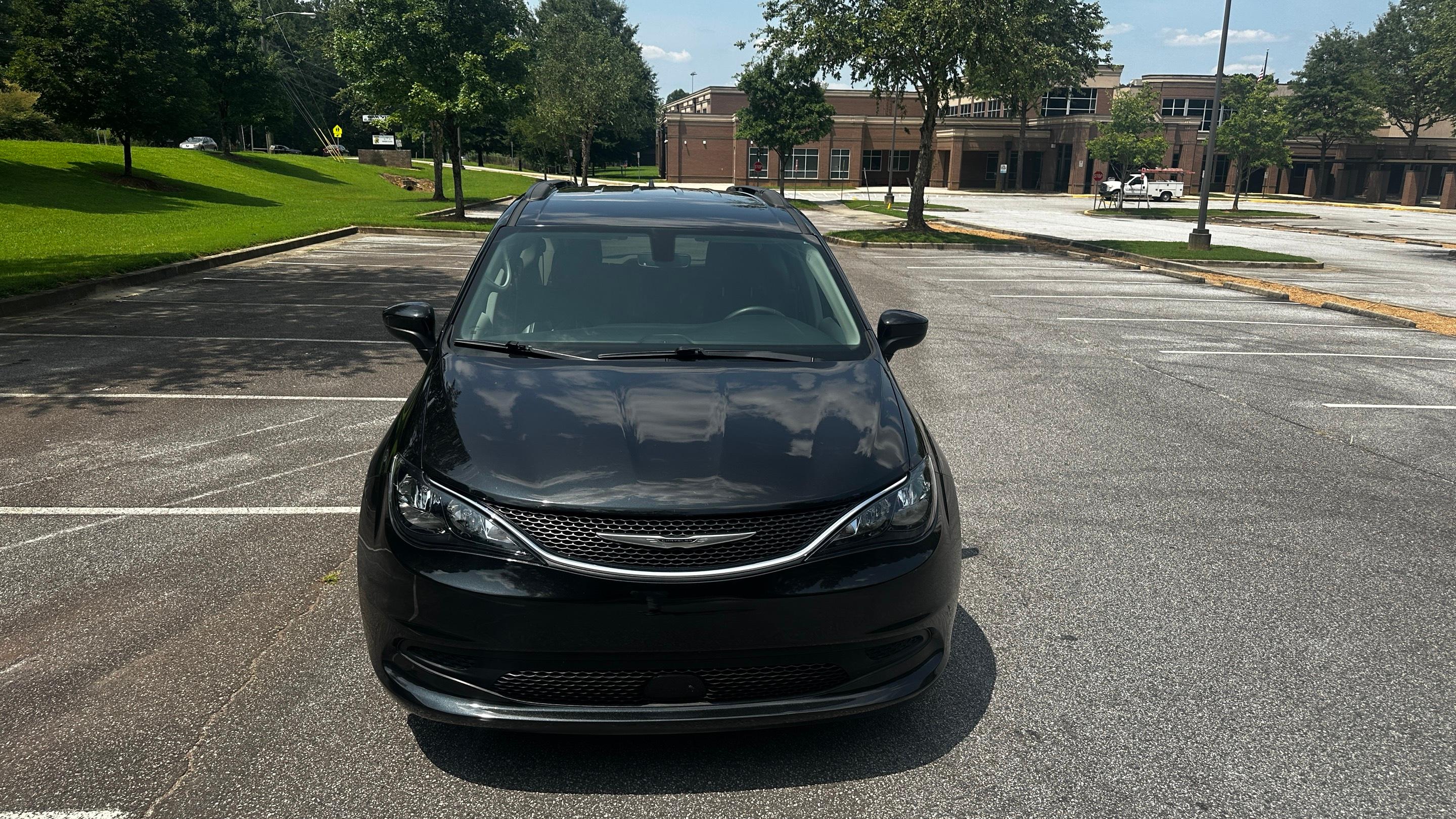 Chrysler Voyager 2021 in Decatur, GA