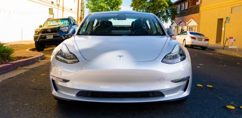 Tesla Model 3 2018