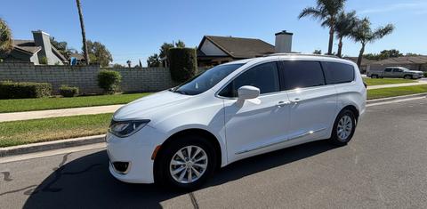 Chrysler Pacifica 2017