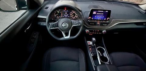 Nissan Altima 2024