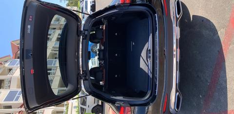 Mercedes-Benz GLC-Class 2025