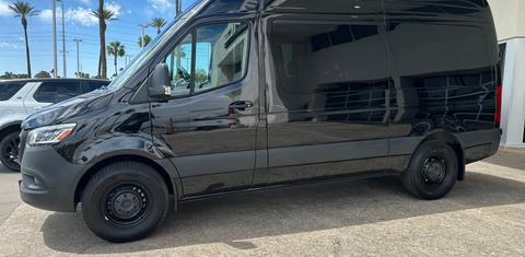 Mercedes-Benz Sprinter 2024