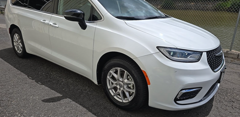 Chrysler Pacifica 2024
