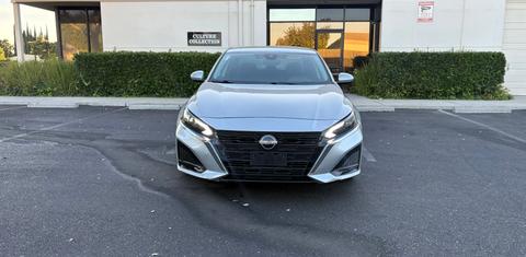 Nissan Altima 2023