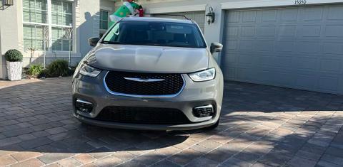 Chrysler Pacifica 2022
