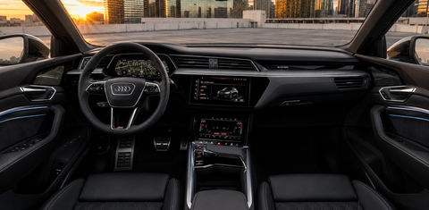 Audi SQ8 e-tron 2024