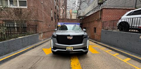 Cadillac Escalade 2023