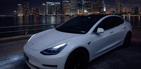 Tesla Model 3 2020