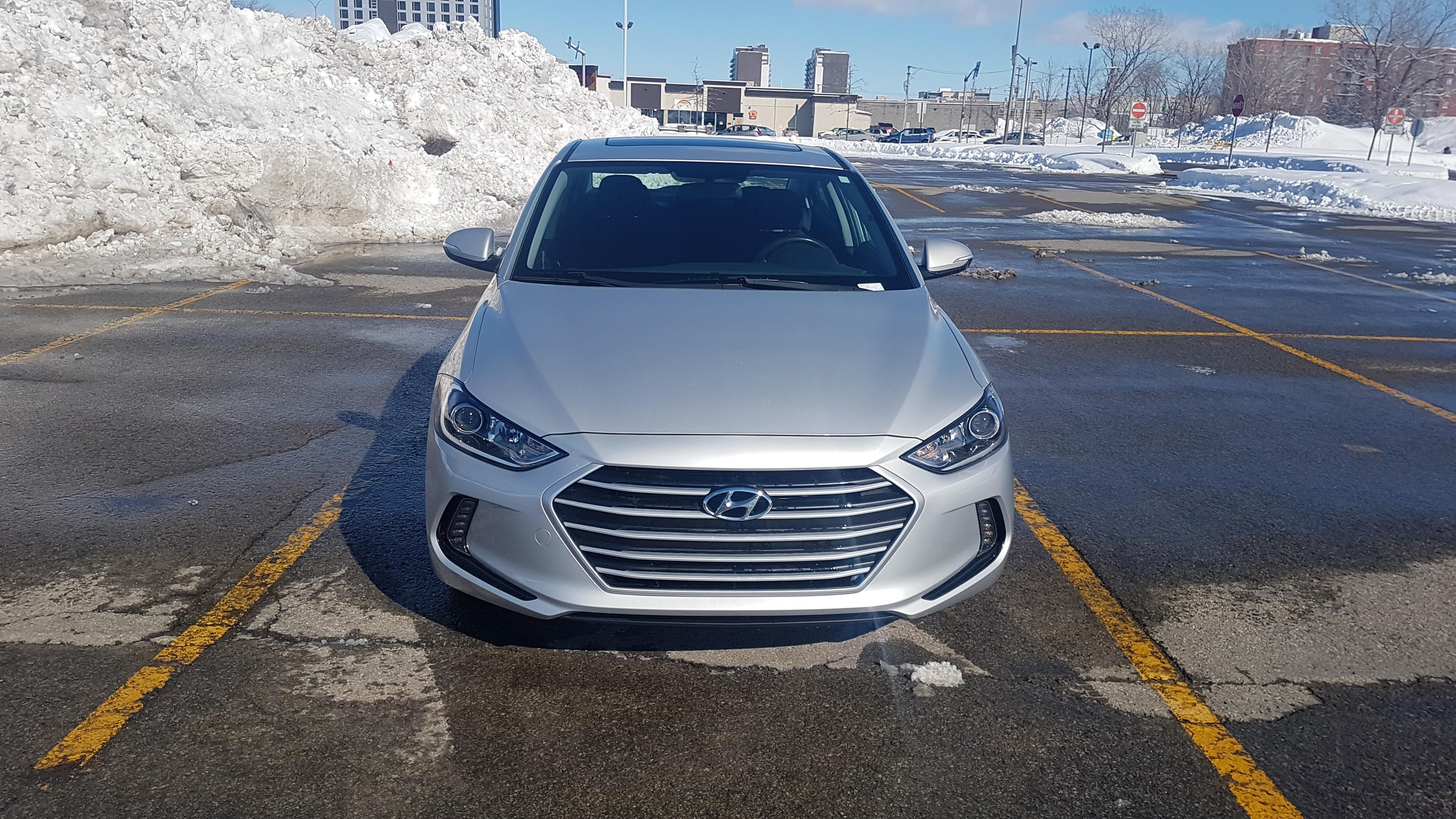 Hyundai Elantra 2018 à Laval, QC