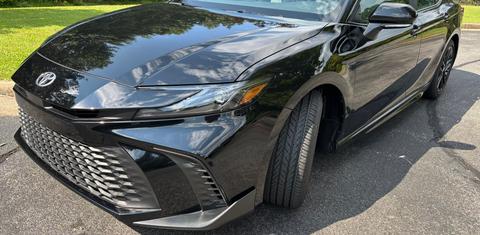 Toyota Camry Hybrid 2025