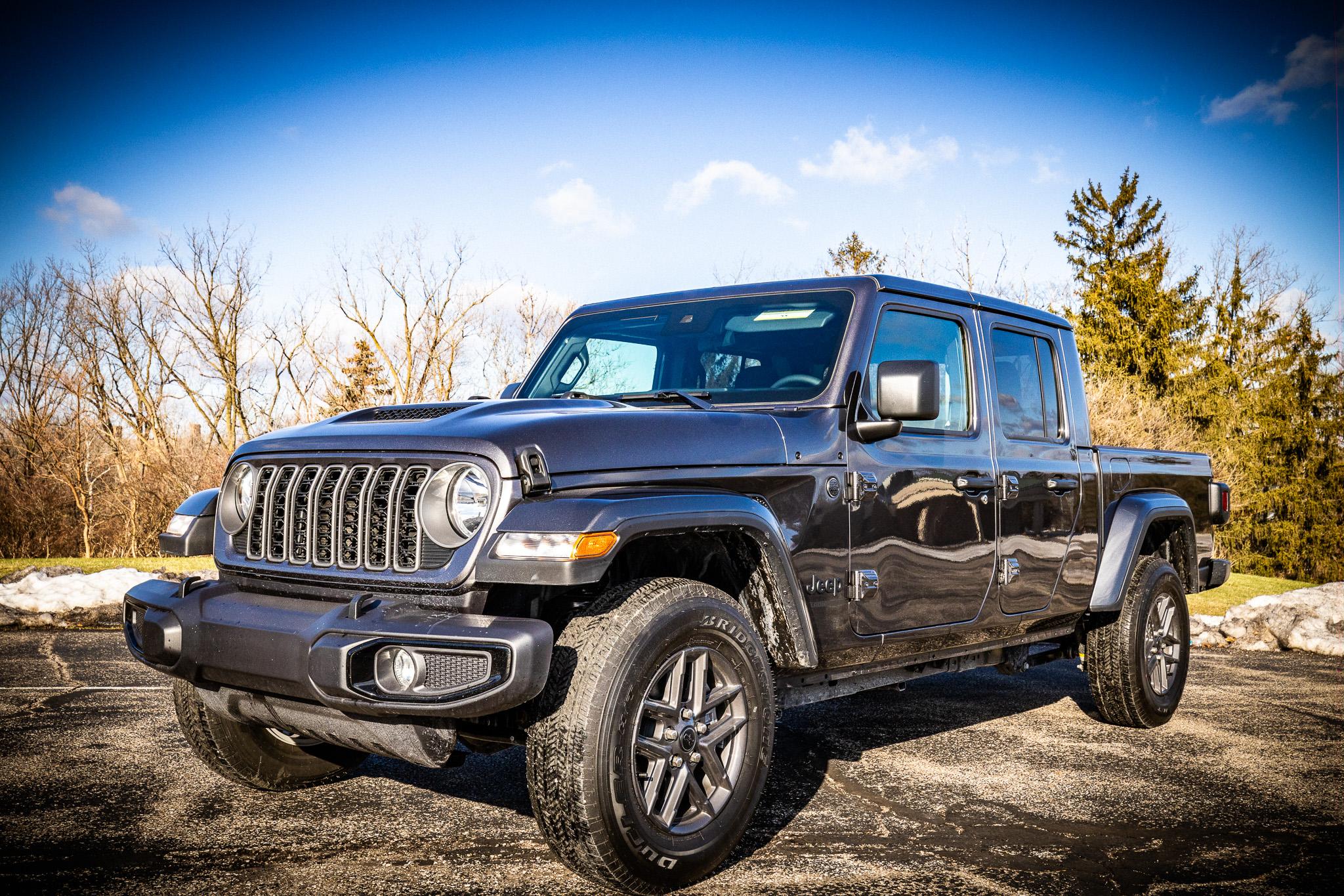 Jeep Gladiator 2025 in Parma, OH