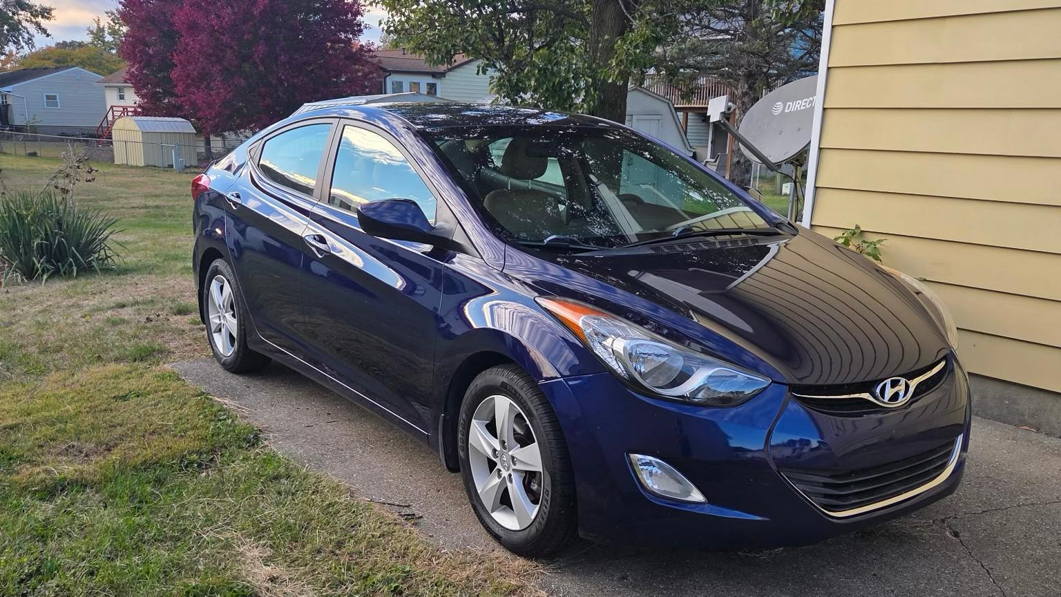 Hyundai Elantra 2013 in Decatur, IL