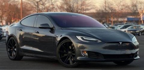 Tesla Model S 2017