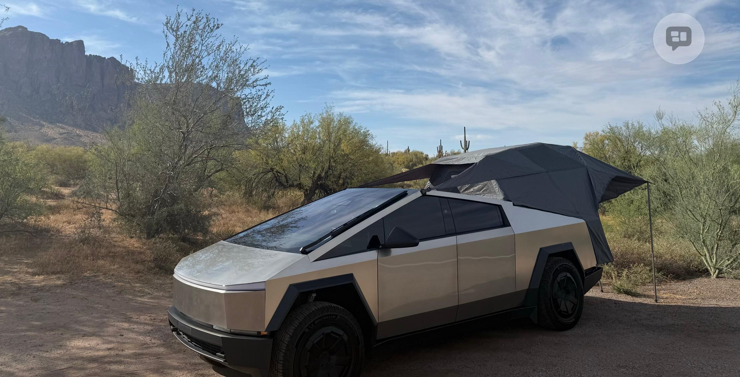 Tesla Cybertruck 2025 in Chandler, AZ