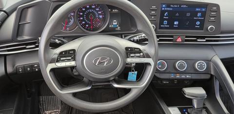 Hyundai Elantra 2021