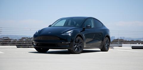 Tesla Model Y 2024