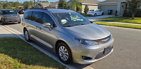 Chrysler Pacifica 2017