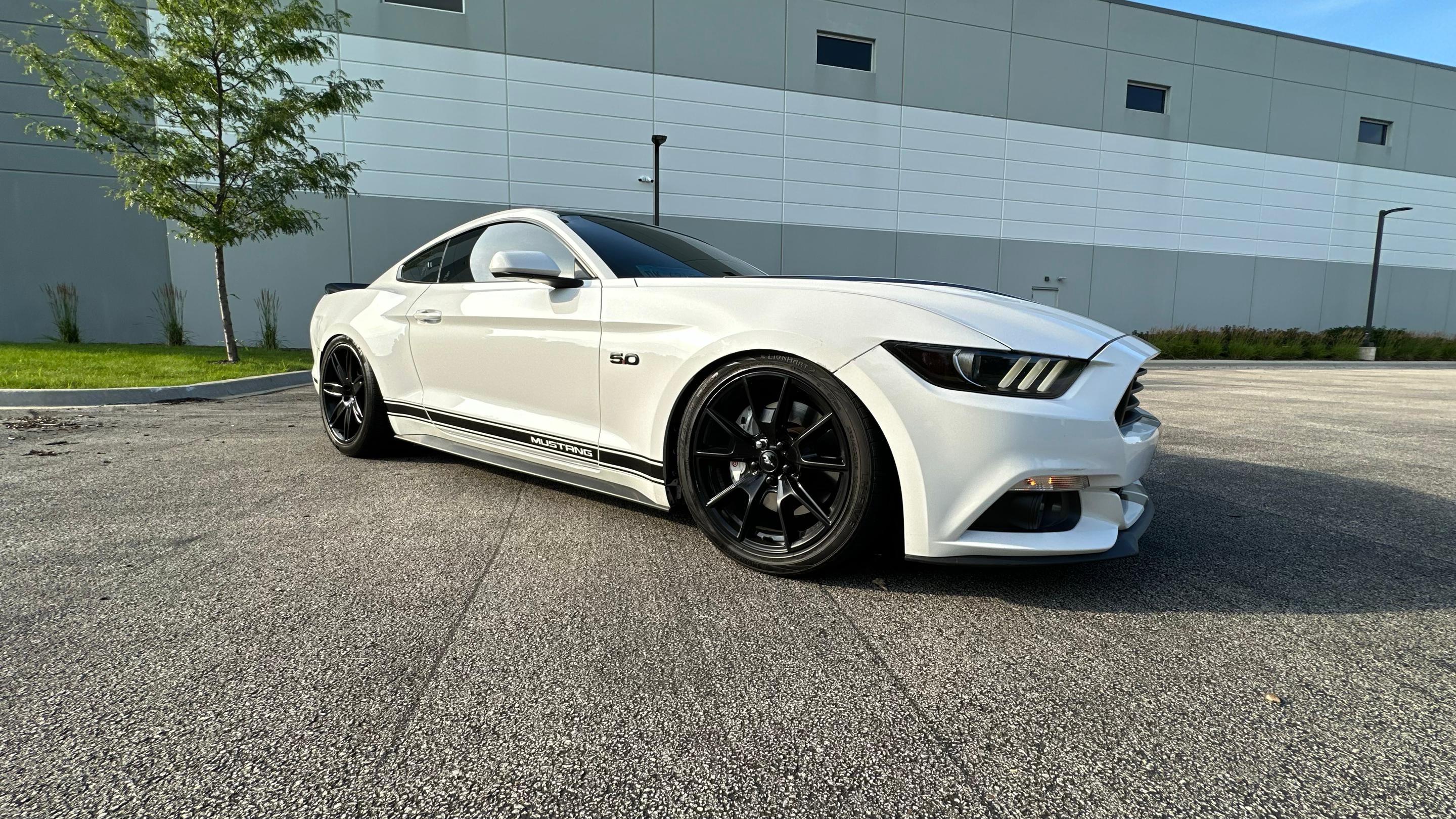 Ford Mustang 2017 in Streamwood, IL