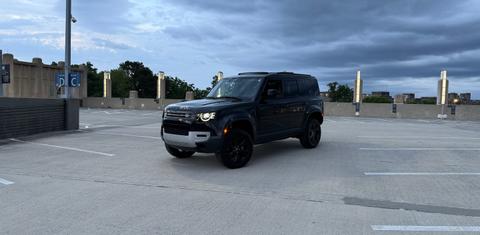 Land Rover Defender 2024