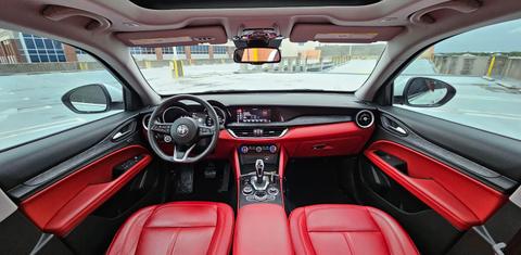 Alfa Romeo Stelvio 2021