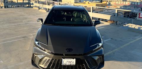 Toyota Camry Hybrid 2026