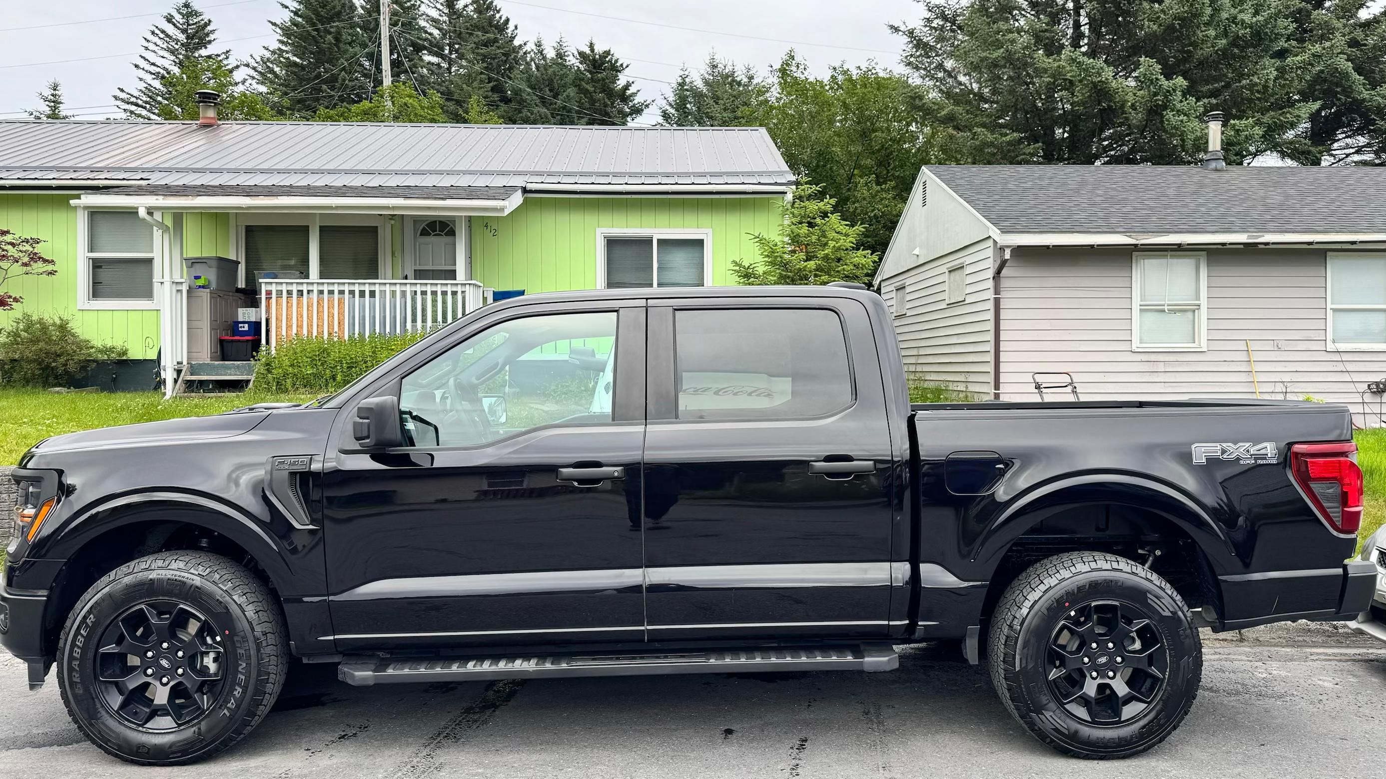 Ford F-150 2025 in Kodiak, AK