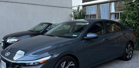 Hyundai Elantra 2024