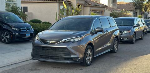 Toyota Sienna 2023