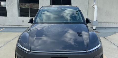 Tesla Model Y 2026