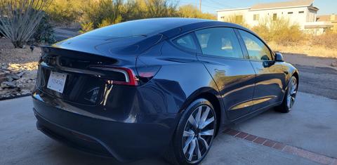 Tesla Model 3 2025
