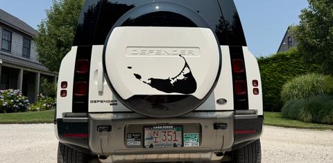 Land Rover Defender 2023